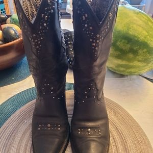 Womens Ariat boots